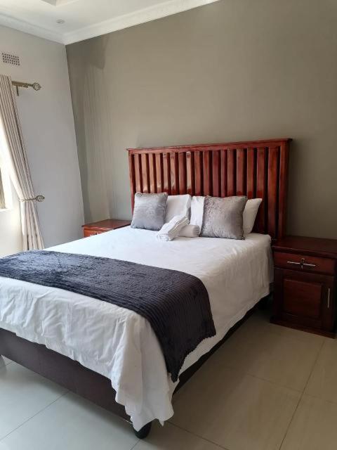 848 Guest House Victoria Falls Eksteriør bilde