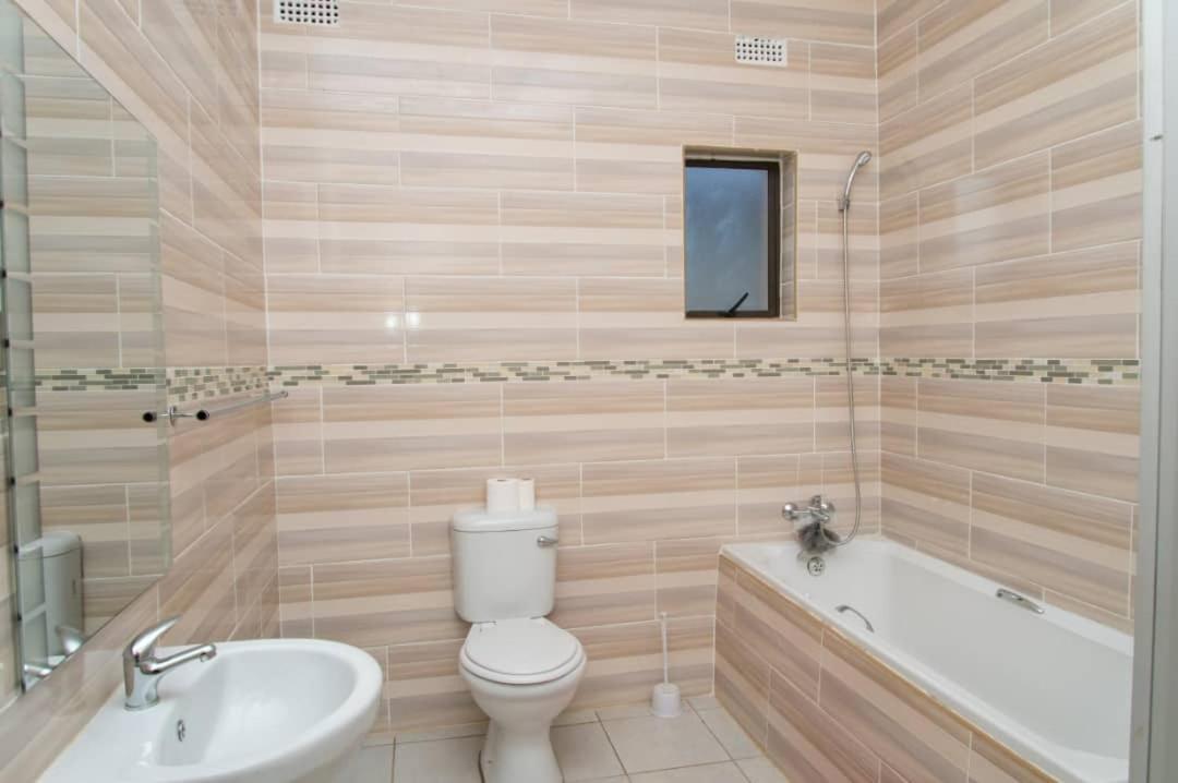 848 Guest House Victoria Falls Rom bilde